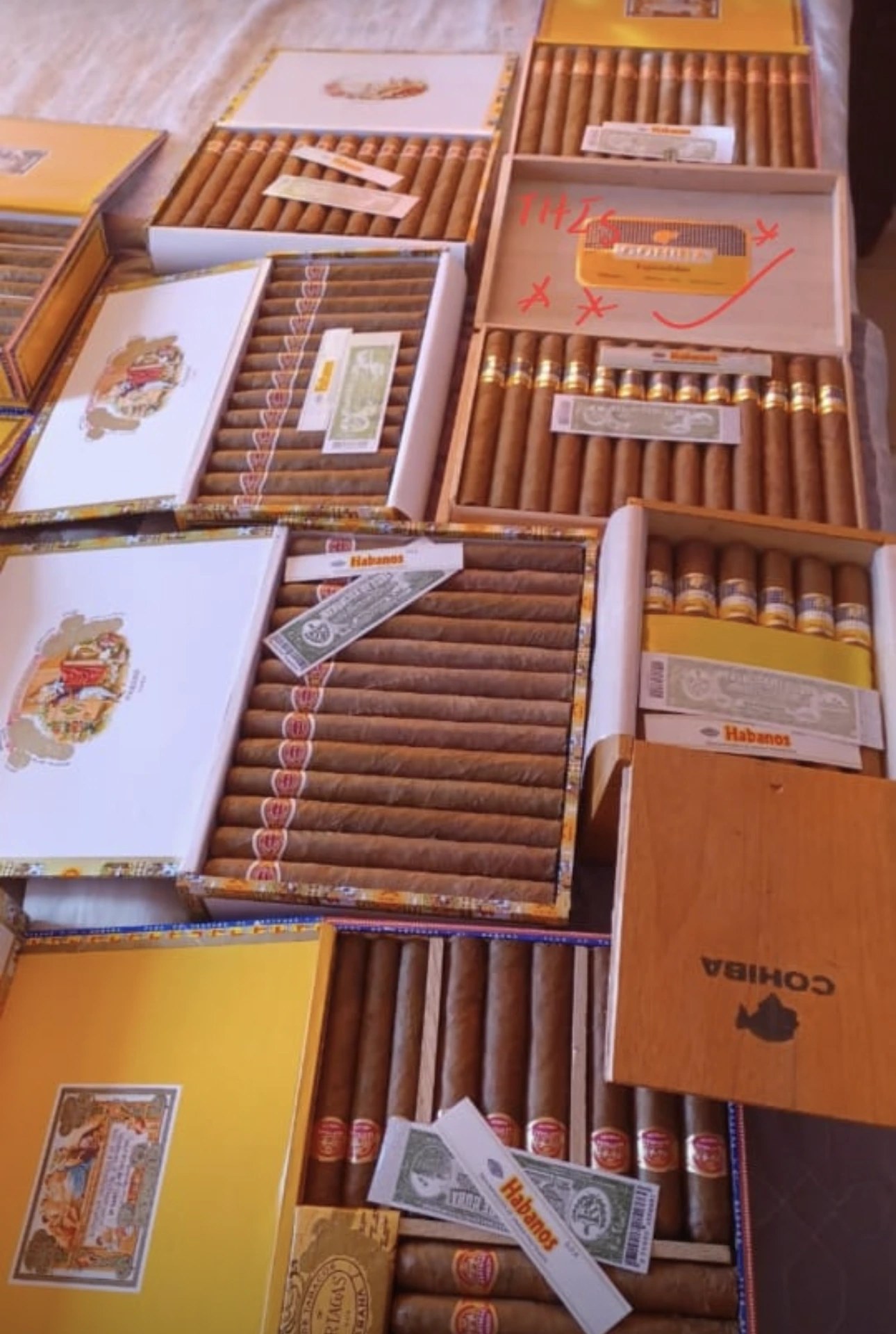Romeo y Julieta — Supplier Box (vitola to be confirmed)